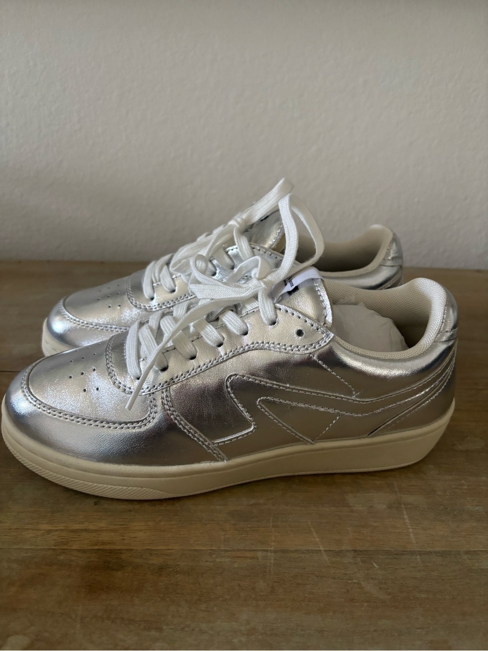 Metallic Silver Low-Top Sneakers - Stylish Casual Shoes